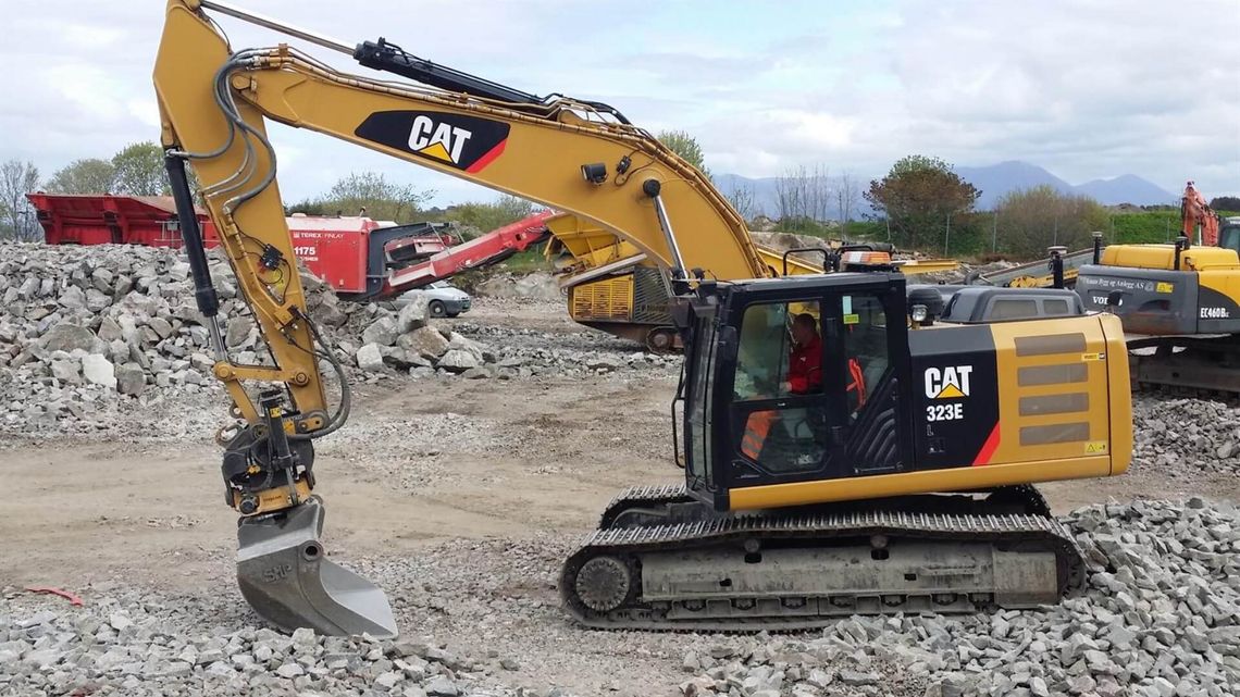 25 tonns gravemaskin - Cat 323 el